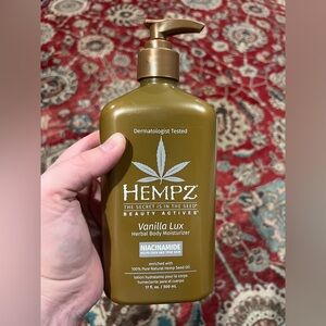 Hempz Vanilla Lux Herbal Body Moisturizer
